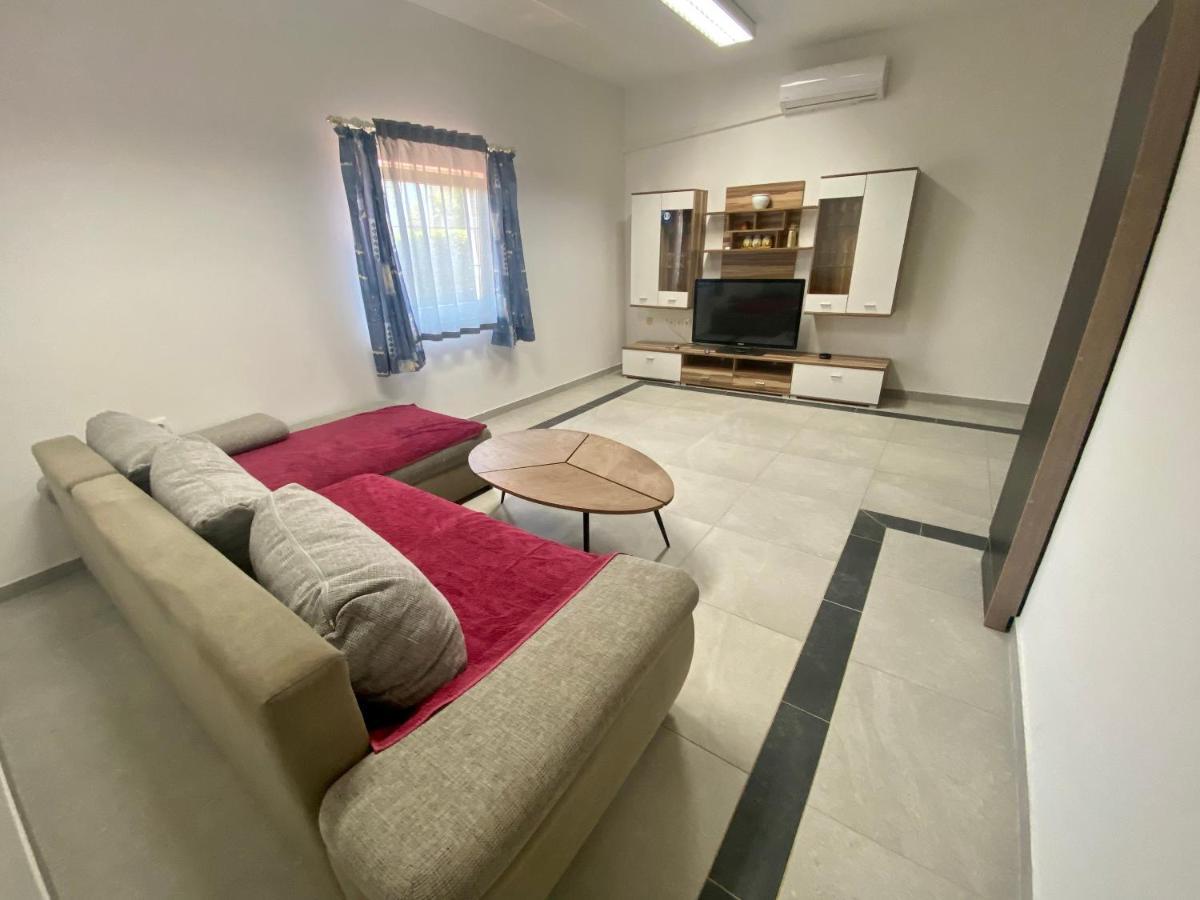 ויר Apartments Stojanovic מראה חיצוני תמונה