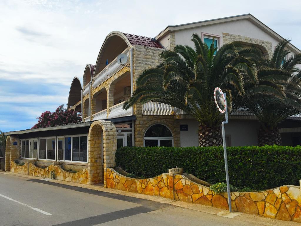 ויר Apartments Stojanovic מראה חיצוני תמונה